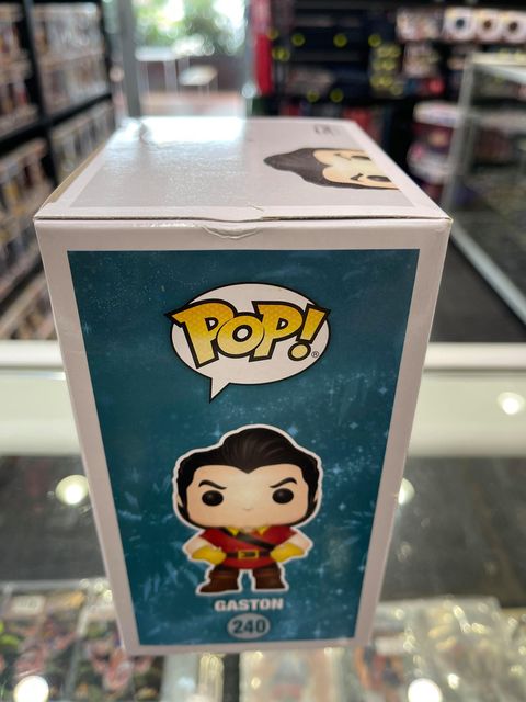 Disney Beauty and the Beast - Gaston #240 (Damaged box) - Image 2